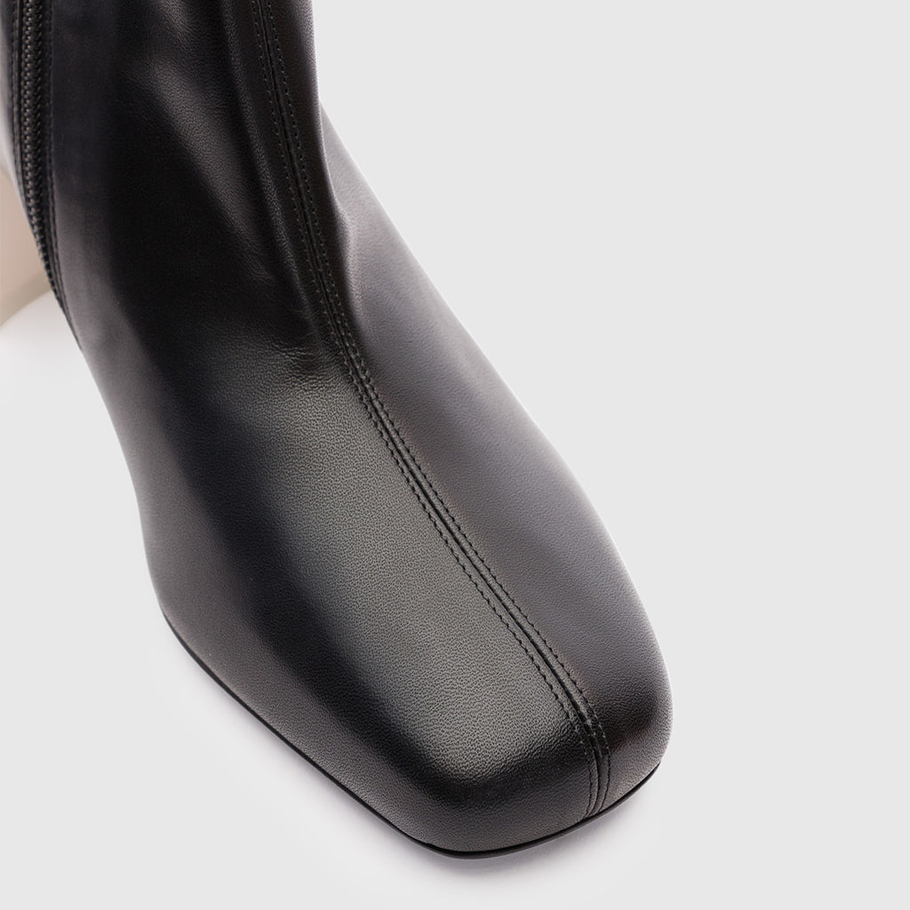 AURORA - Black/Glaciar Boots